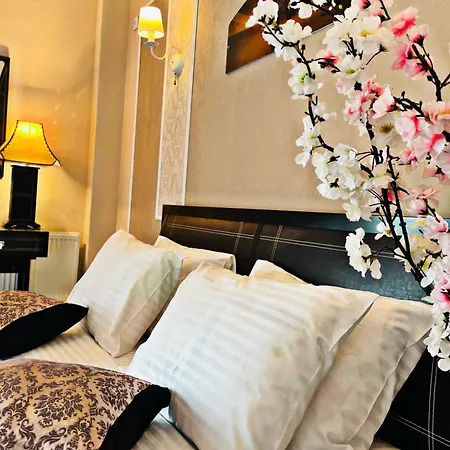 Diamond Hotel